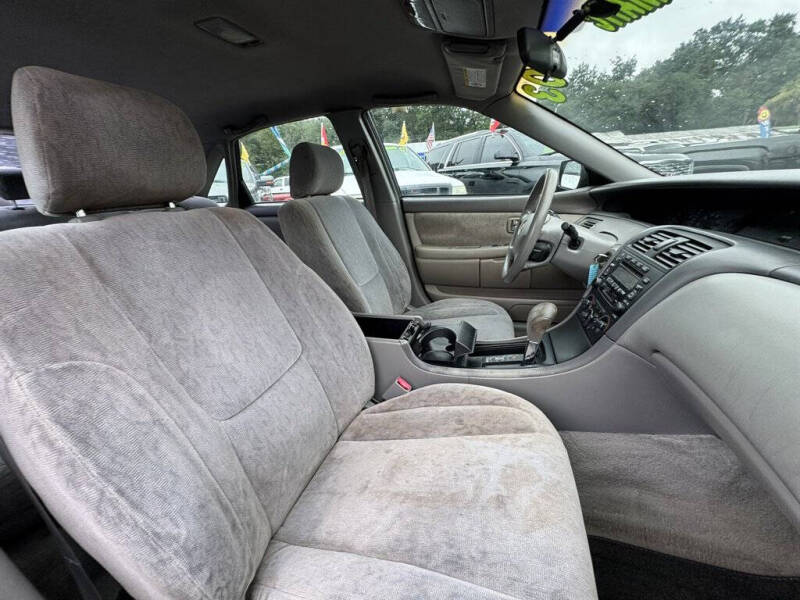 2003 Toyota Avalon XL