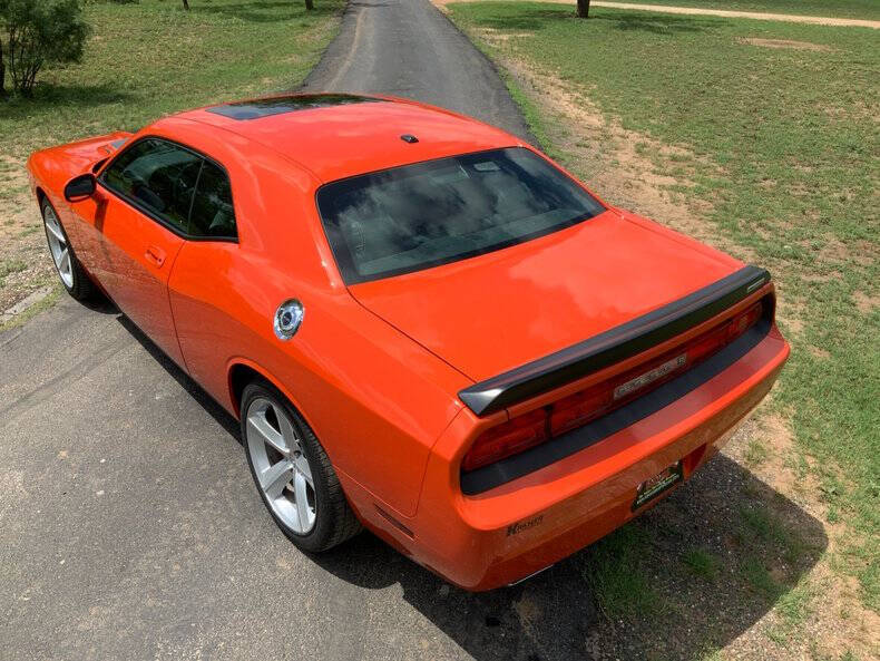 2008 Dodge Challenger SRT8