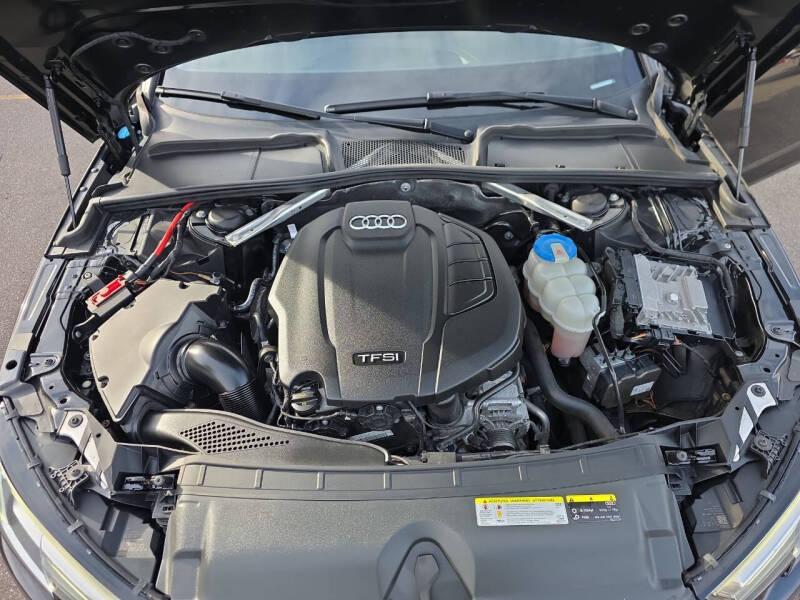 2018 Audi A4 2.0T quattro Premium Plus