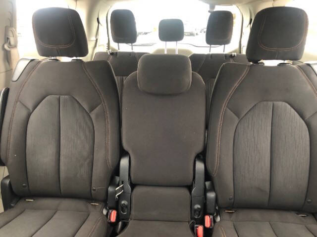 2017 Chrysler Pacifica Touring