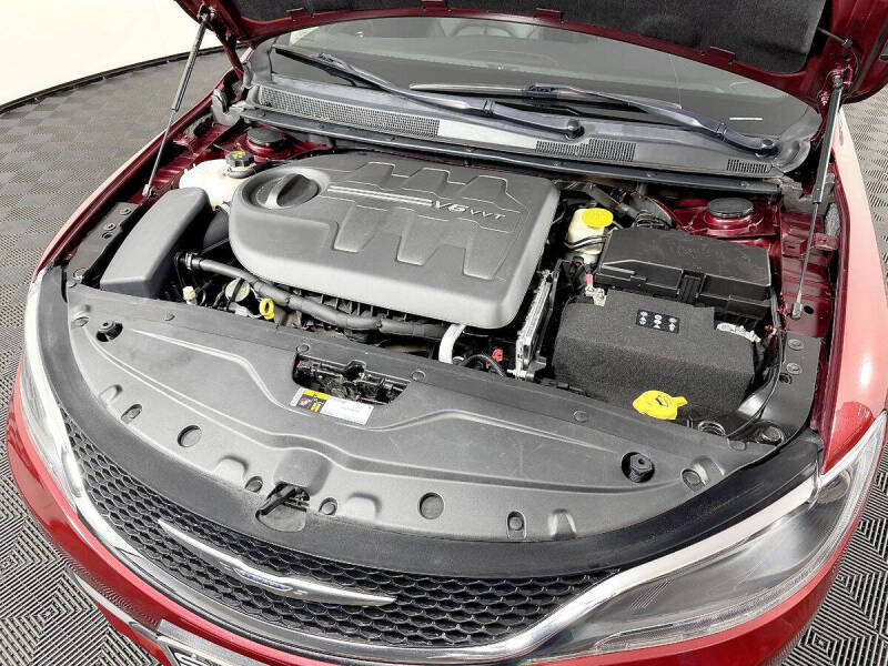 2015 Chrysler 200 C