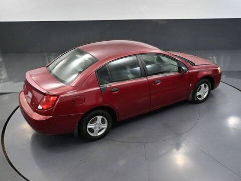 2004 Saturn Ion 1