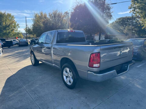 2024 RAM 1500 Classic SLT