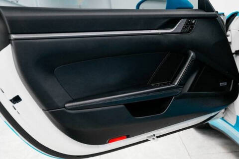 2020 Porsche 911 Carrera