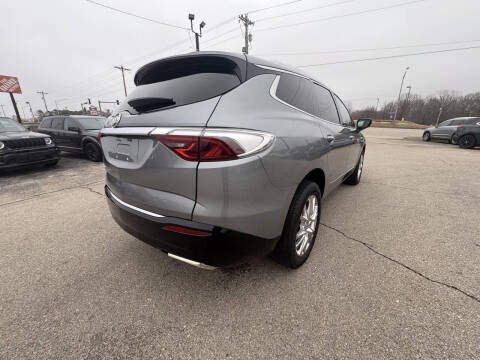 2023 Buick Enclave Essence