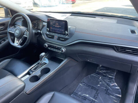 2020 Nissan Altima 2.5 SR