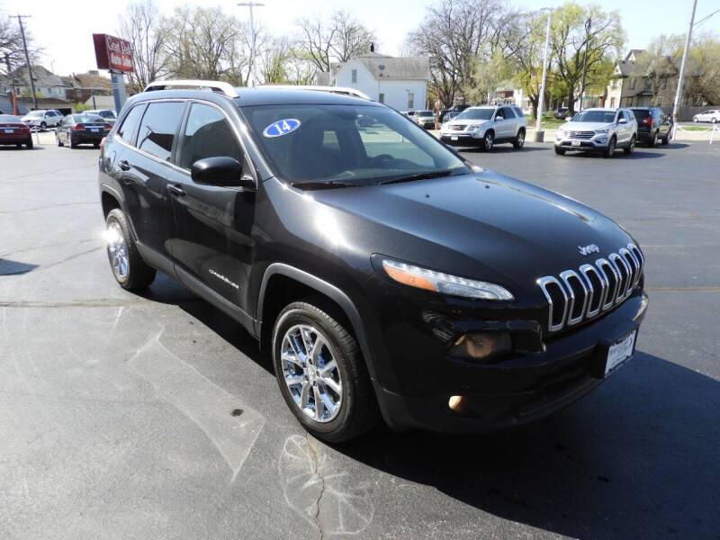 2014 Jeep Cherokee for sale at Grant Park Auto Sales in Rockford IL