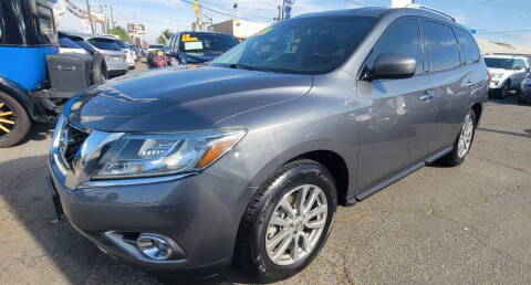 2016 Nissan Pathfinder SV