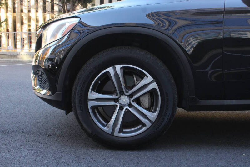 2017 Mercedes-Benz GLC GLC 300 4MATIC