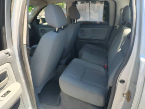 2006 Dodge Dakota SLT