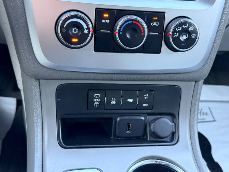2015 GMC Acadia SLE-2