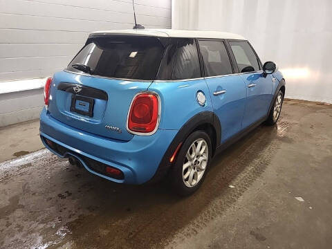 2018 MINI Hardtop 4 Door for sale at ROADSTAR MOTORS in Liberty Township OH