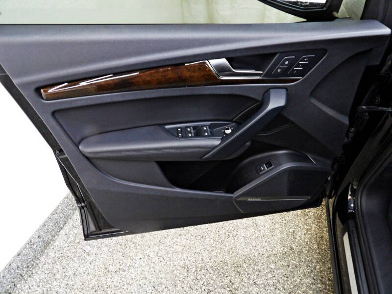 2020 Audi Q5 quattro Premium Plus 45 TFSI