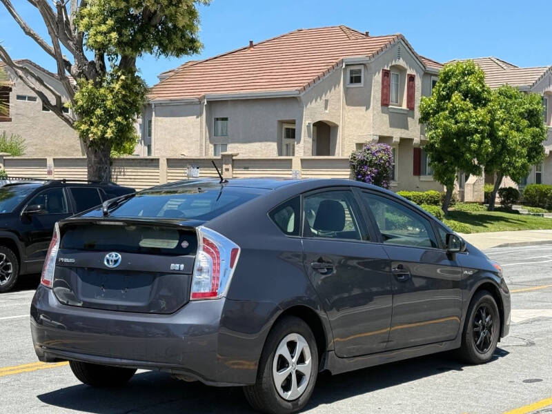 2015 Toyota Prius Four