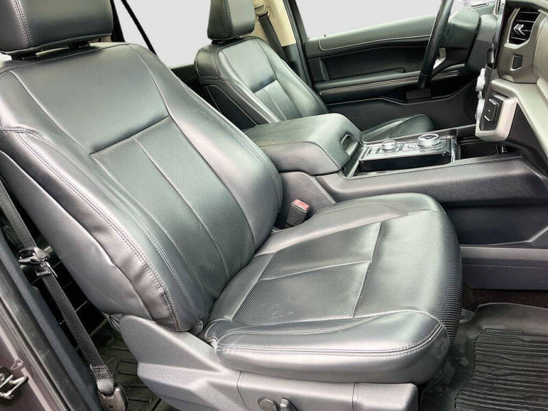 2022 Ford Expedition MAX XLT