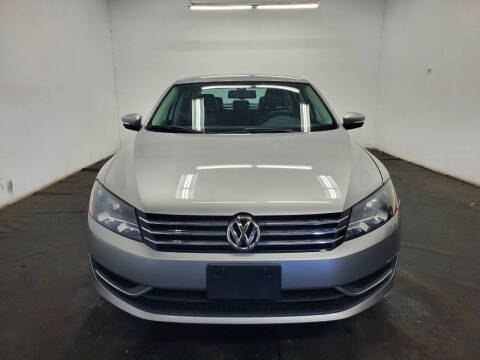 2014 Volkswagen Passat 1.8T SE