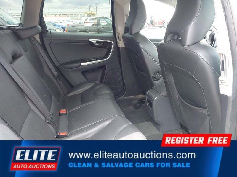 2015 Volvo XC60 T5 Drive-E Premier