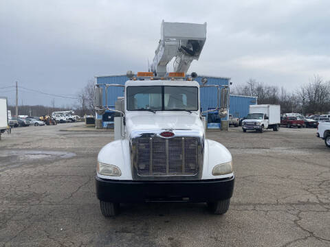 2006 Peterbilt 335