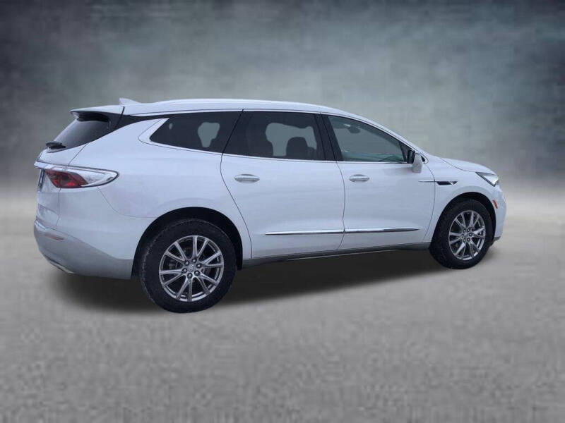 2023 Buick Enclave Premium