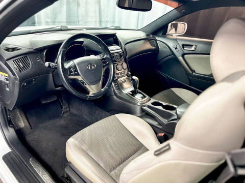 2016 Hyundai Genesis Coupe