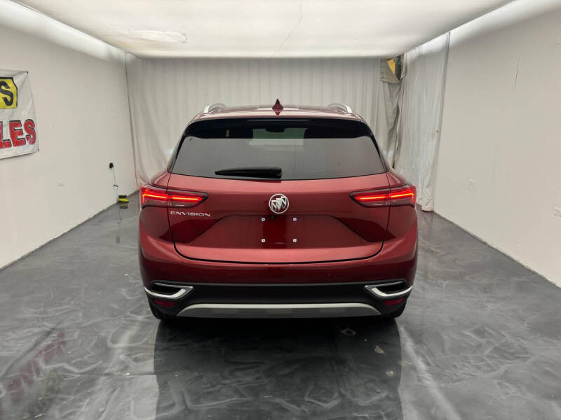 2023 Buick Envision Essence's photo