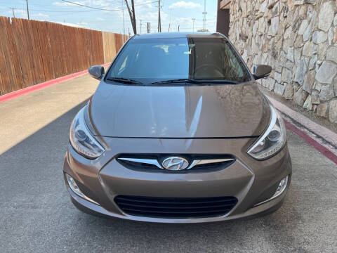 2014 Hyundai Accent SE