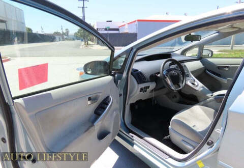 2014 Toyota Prius Two