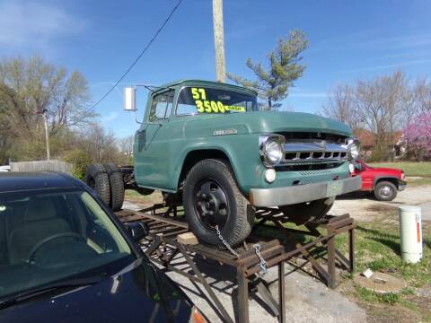 1957 Ford C-600 for sale at Credit Cars of NWA in Bentonville AR