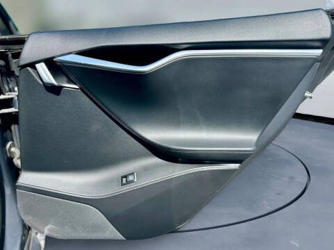 2014 Tesla Model S