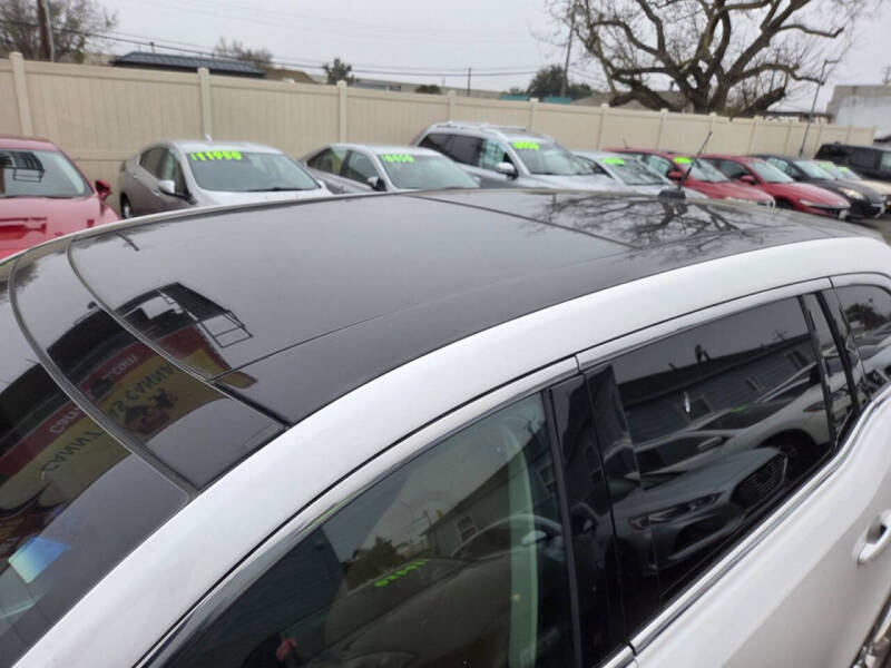 2012 Lincoln MKT EcoBoost