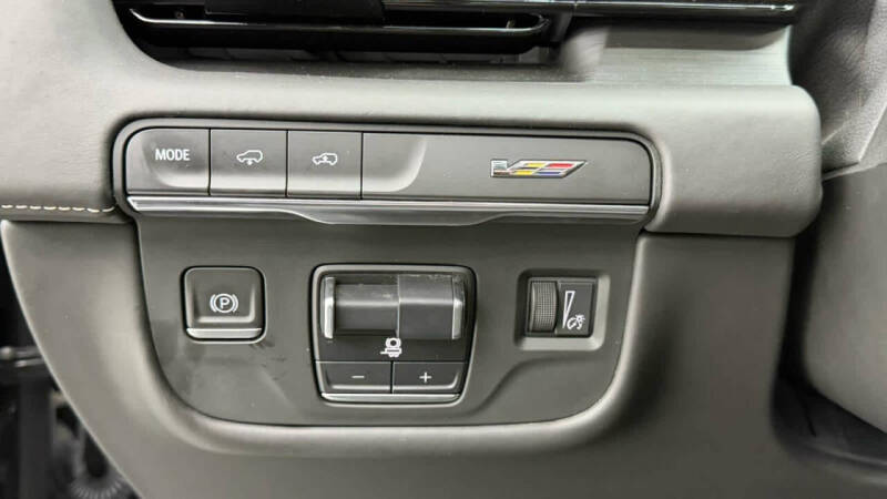 2023 Cadillac Escalade-V