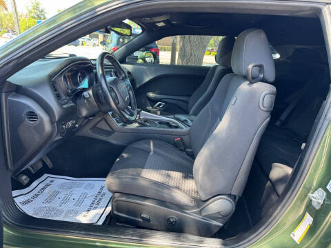 2019 Dodge Challenger SXT