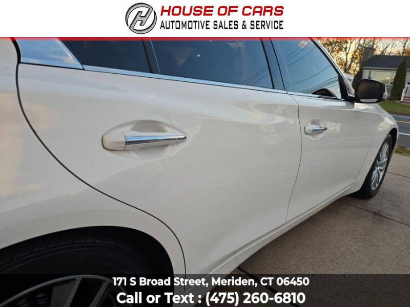 2015 Infiniti Q50 Premium