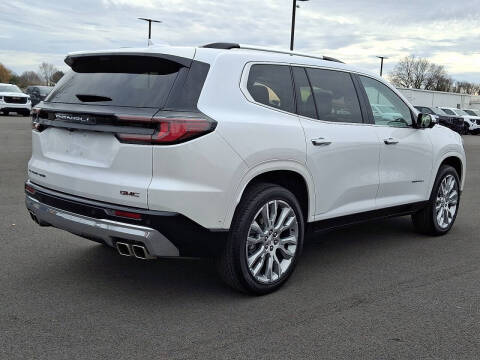 2024 GMC Acadia Denali