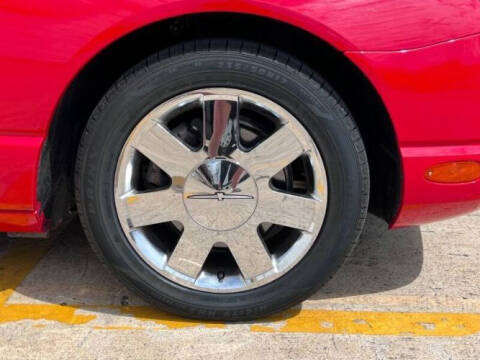 2002 Ford Thunderbird Deluxe