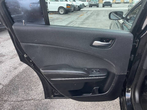 2018 Dodge Charger SXT