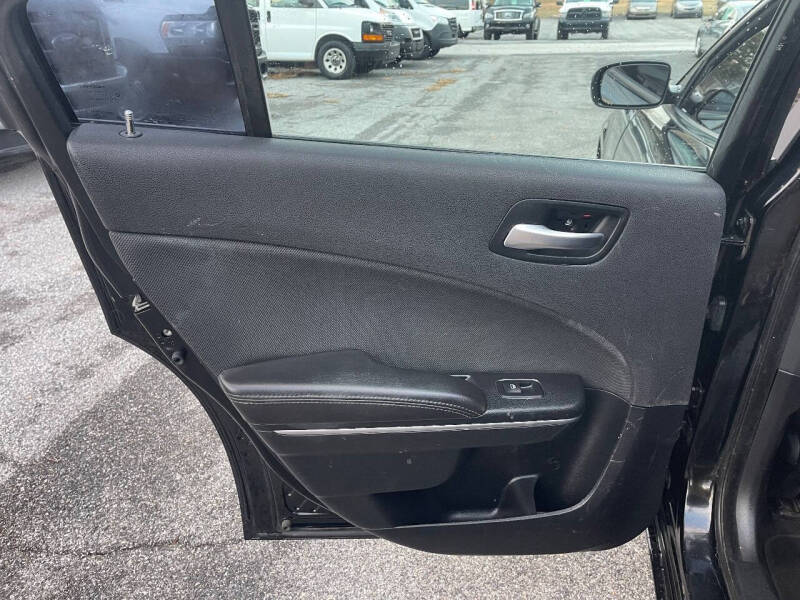 2018 Dodge Charger SXT