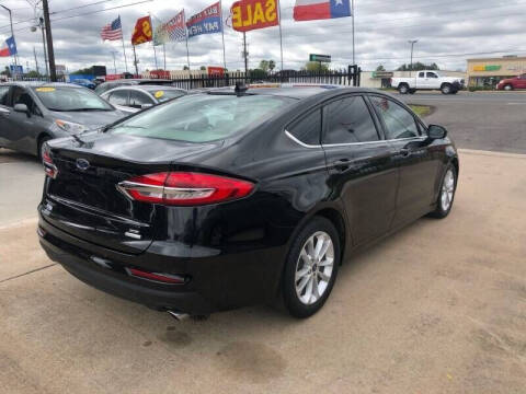 2020 Ford Fusion SE