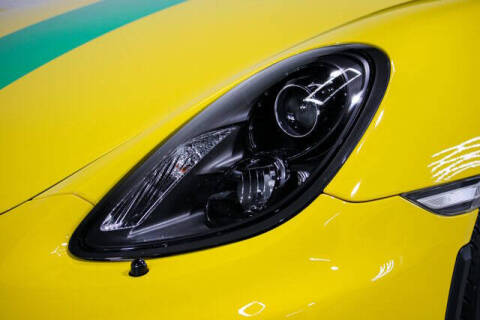 2016 Porsche Cayman GT4