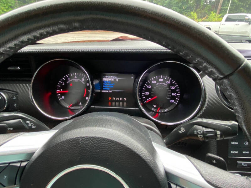 2015 Ford Mustang V6