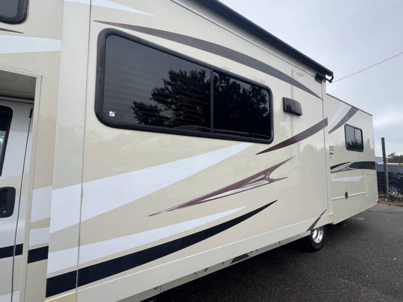 2015 Coachmen RV Freelander