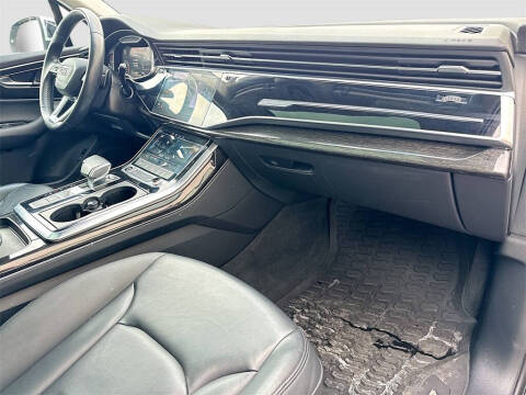 2022 Audi Q7 quattro Premium 55 TFSI