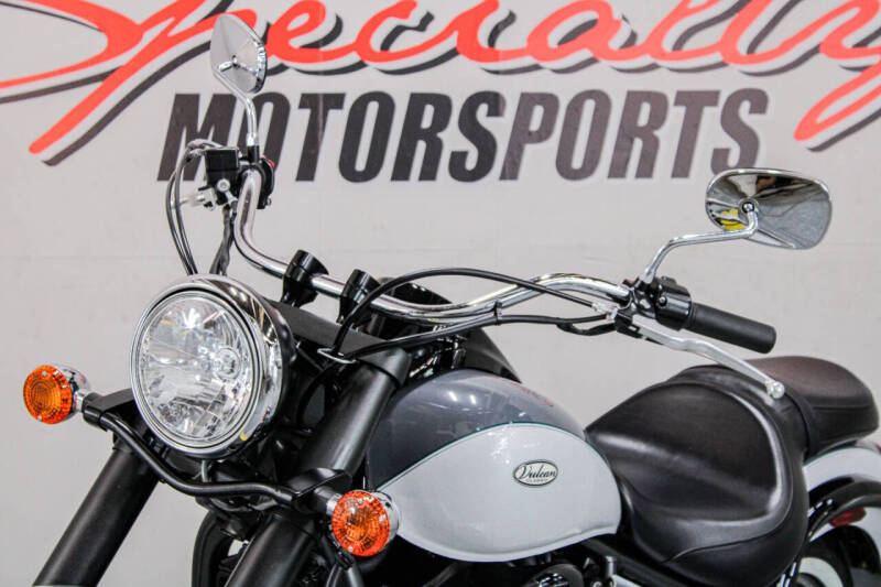 2021 Kawasaki Vulcan 900 Classic LT