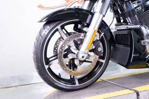 2024 Harley-Davidson Street Glide