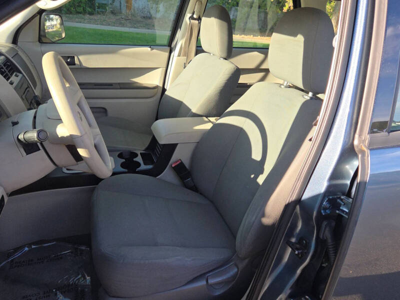 2011 Ford Escape XLS