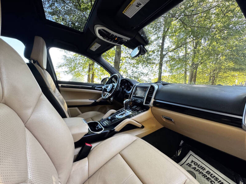 2016 Porsche Cayenne