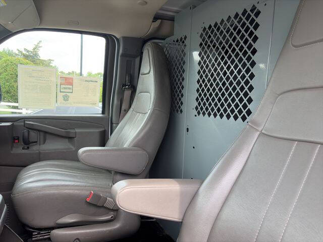 2021 Chevrolet Express 2500