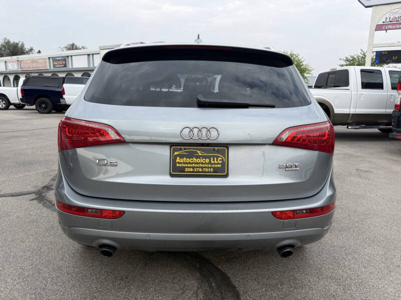 2011 Audi Q5 2.0T quattro Premium Plus