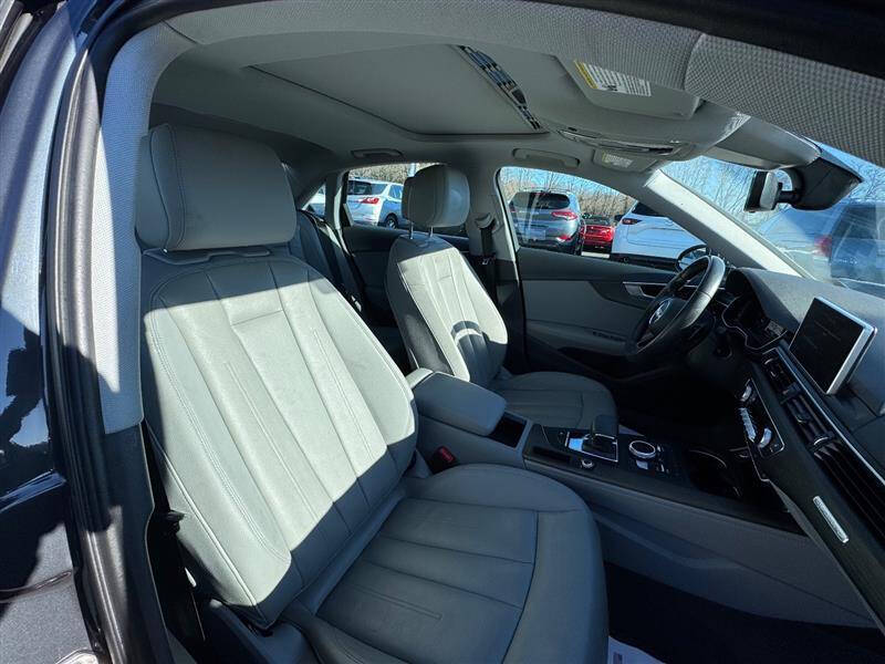 2019 Audi A4 quattro Premium Plus 45 TFSI