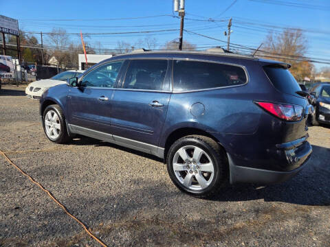 2017 Chevrolet Traverse LT